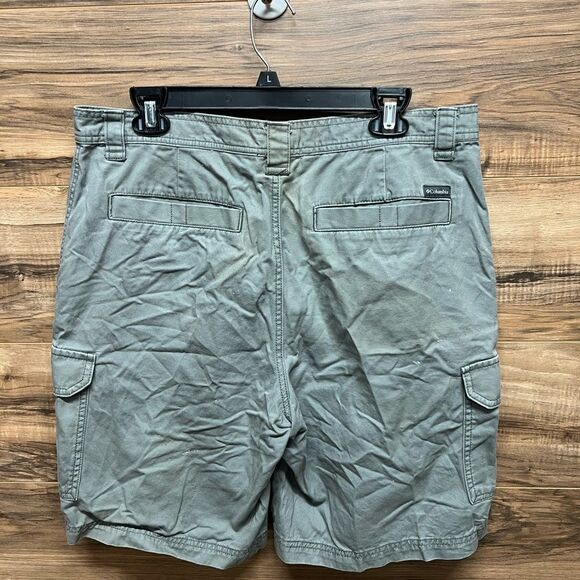Columbia cargo shorts 36 - Picture 2 of 3